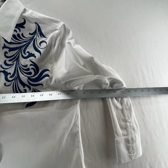 Chicos No Iron Wildflower Embroidered Shirt Womens 0 Long Sleeve Button Up White - Picture 12 of 15